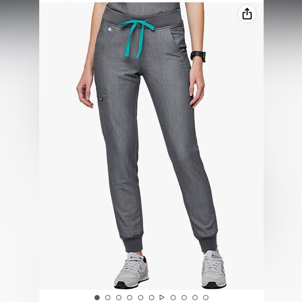 Figs Graphite Joggers Scrub Set